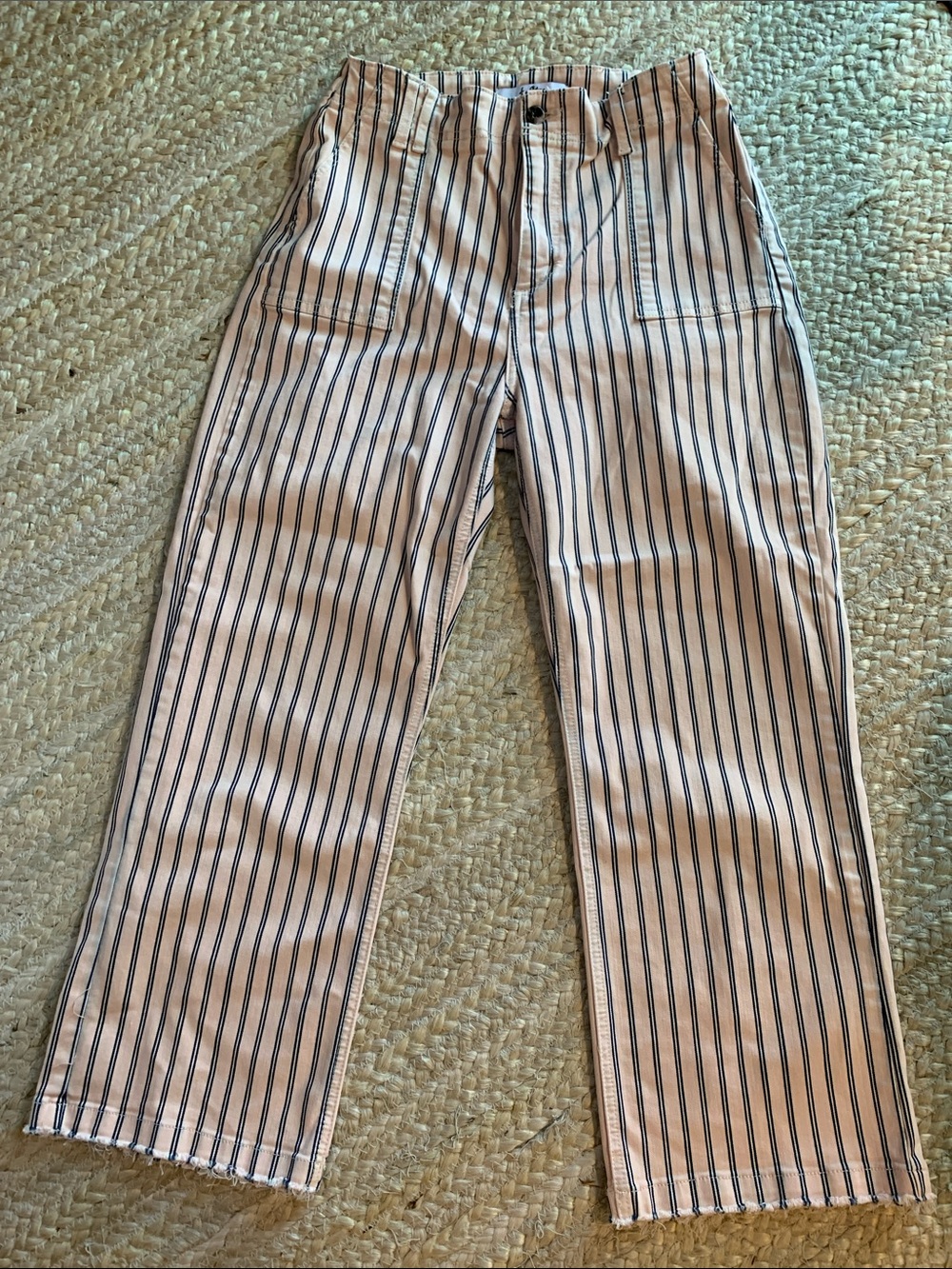 Sam Edelman The Chelsea Wide Leg Crop - Pastel Pink with Navy Vertical Stripes
